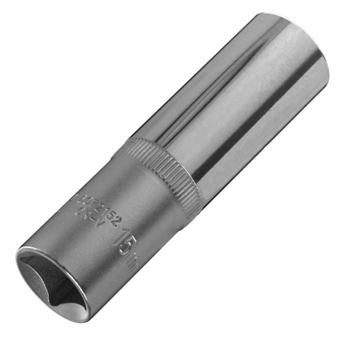 Насадка шестигранная длинная 1/2" 15мм CrV ULTRA (6072152)