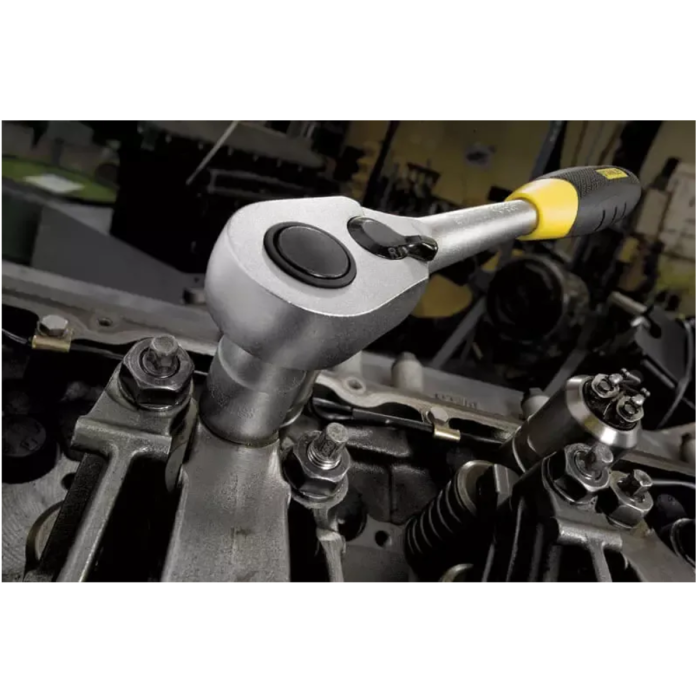 Тріщатка STANLEY : квадрат 1/2", 72 Зубці. крок 5°, швидковстановна.